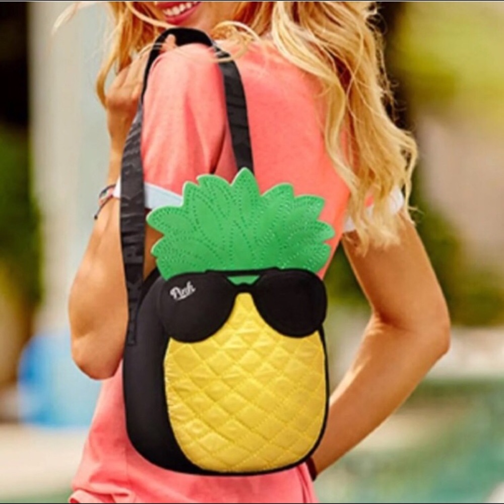 NEW PINK VS LOGO PINEAPPLE COOLER TOTE